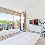 Bodensee Penthouse 21d - Seesicht - Billiard - Massage - Trambolin - Bbq - Tischkicker - Parken - Panorama Exklusive Ohningen