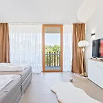 Bodensee Penthouse 21d - Seesicht - Billiard - Massage - Trambolin - Bbq - Tischkicker - Parken - Panorama Exklusive Διαμέρισμα Ohningen