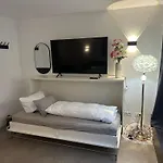 Bodensee Penthouse 21d - Seesicht - Billiard - Massage - Trambolin - Bbq - Tischkicker - Parken - Panorama Exklusive *