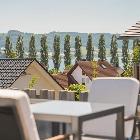 Bodensee Penthouse 21d - Seesicht - Billiard - Massage - Trambolin - Bbq - Tischkicker - Parken - Panorama Exklusive Ohningen
