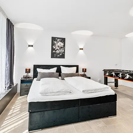 Daire Bodensee Penthouse 21d - Seesicht - Billiard - Massage - Trambolin - Bbq - Tischkicker - Parken - Panorama Exklusive Ohningen