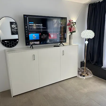 Bodensee Penthouse 21d - Seesicht - Billiard - Massage - Trambolin - Bbq - Tischkicker - Parken - Panorama Exklusive *